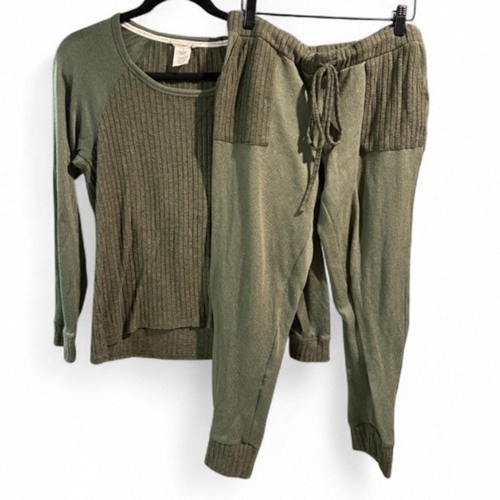 Lucky Brand Olive Ribbed Lounge Set